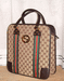 Сумка Gucci. Размеры: 33х34 см. 2000 руб.